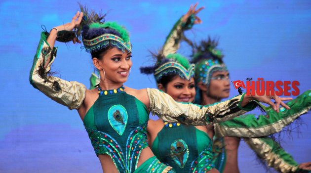 SRİ LANKA'DAN EXPO'DA RENKLİ GÖSTERİ
