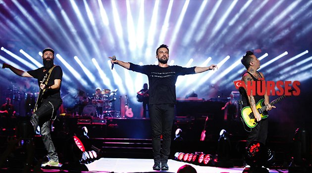 TARKAN'DAN CUMHURİYET BAYRAMI KONSERİ