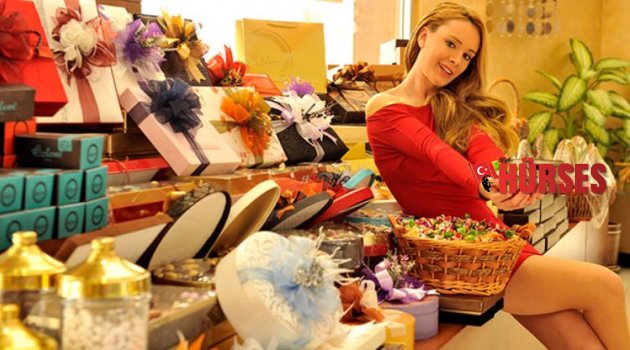 Tatlılar vitrine çıktı