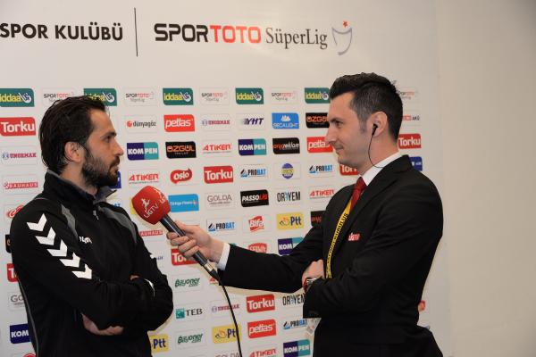 Torku Konyasporlu Ali Turan'dan Canlı Yayında Evlenme Teklifi