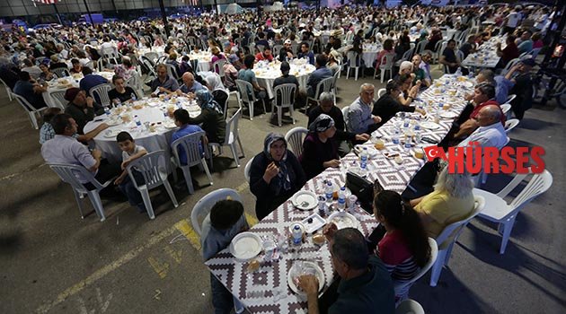 Türel’den Konyaaltı sakinleriyle iftar