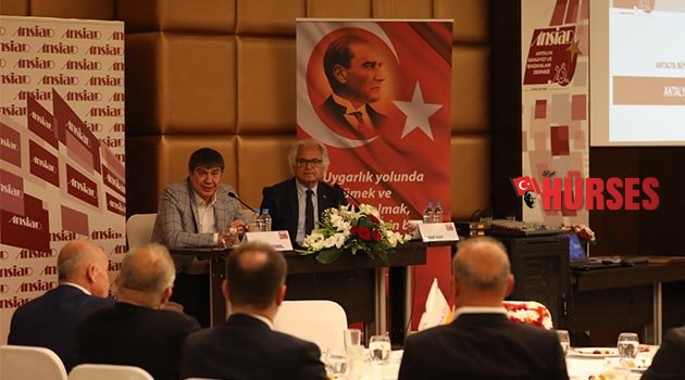 Türel işadamlarının sorularını yanıtladı