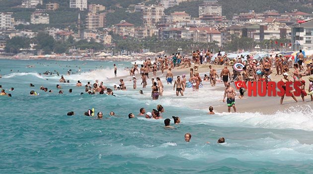 Turizm geliri yüzde 30 arttı