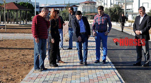TÜTÜNCÜ’DEN ÇOCUKLARA ÇİM SAHA