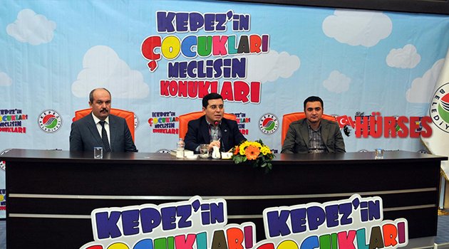 TÜTÜNCÜ’DEN ÖĞRENCİLERE ‘ŞEHİT’ TAVSİYESİ