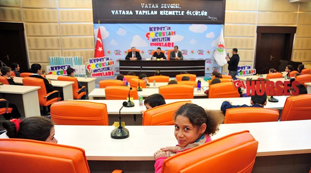TÜTÜNCÜ ÖĞRENCİLERİN TALEPLERİNİ DİNLEDİ