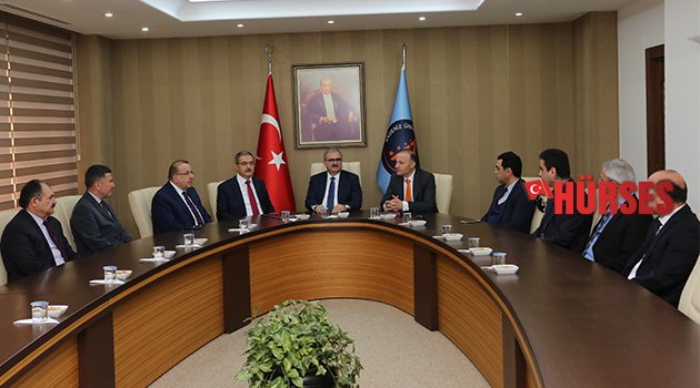 Üniversiteler arası güç birliği