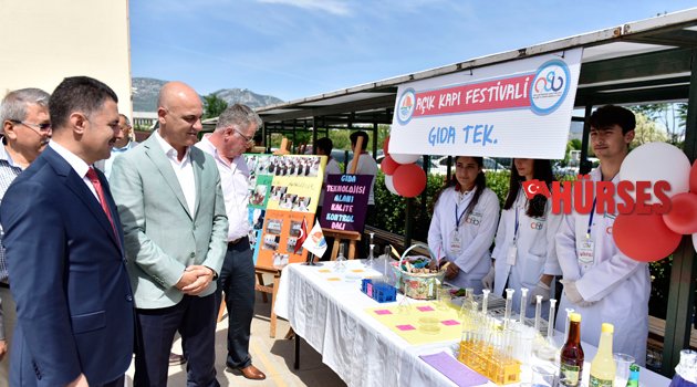 ÜRÜNLERİNİ TANITTILAR