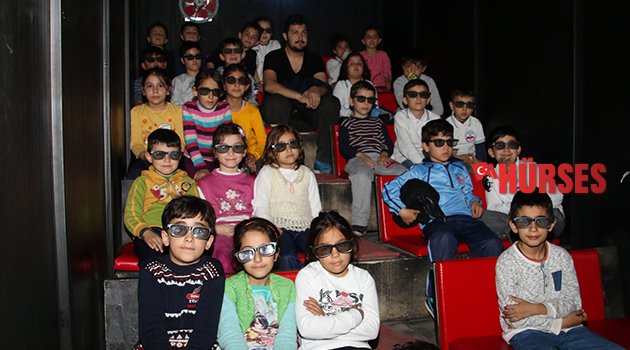 ‘UYAN YİĞİDİM’ İLÇELERİ DOLAŞIYOR