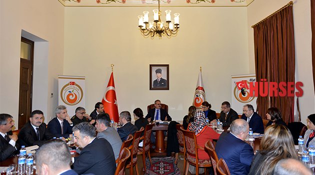 Vali Karaloğlu’ndan kadın konukevi talimatı