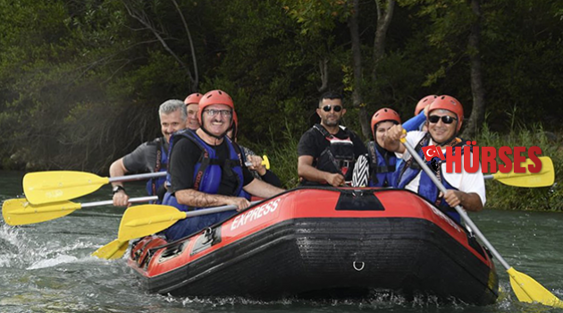Vali Karaloğlu  rafting yaptı