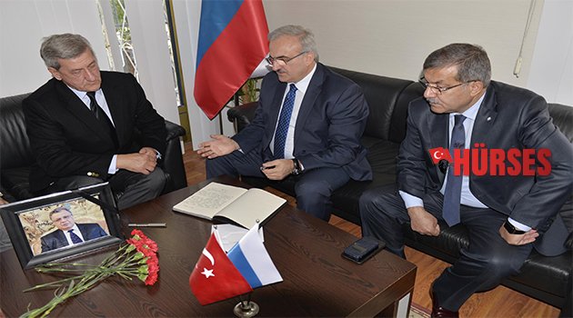VALİ KARALOĞLU'NDAN RUS BAŞKONSOLOSA TAZİYE ZİYARETİ