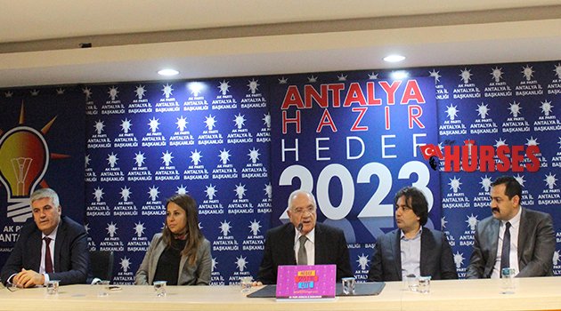 VECDİ GÖNÜL’DEN TEBRİK