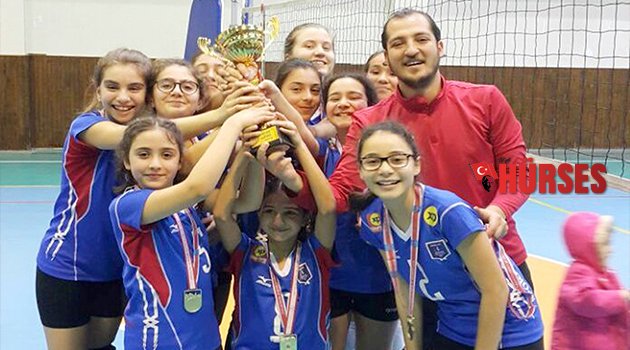 VOLEYBOLDA ŞAMPİYONLAR BELLİ OLDU