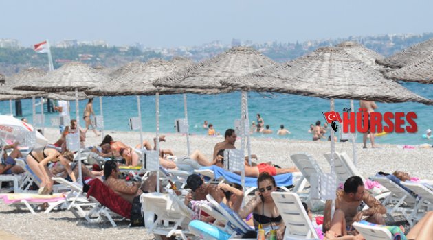 YAZIN TADI, ELEVEN BEACH'DE