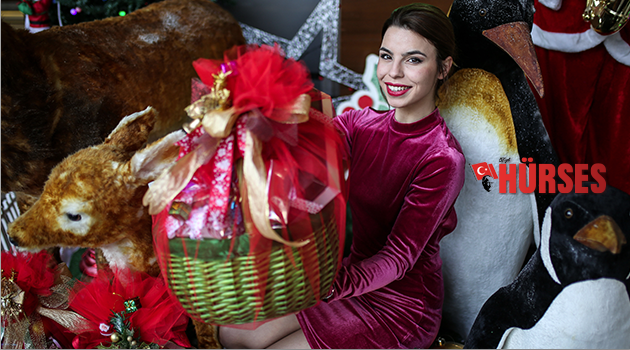 Yılbaşı sepet ve  pastaları vitrine çıktı