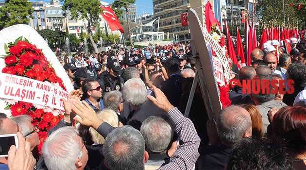 YİNE ÇELENK KOYMA KRİZİ