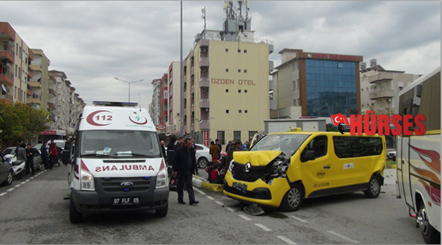Zincirleme trafik  kazası: 5 yaralı
