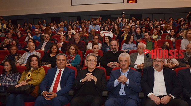 ZÜLFÜ LİVANELİ'YE ONUR ÖDÜLÜ