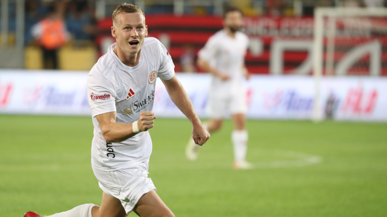 Antalyaspor’un yeni hikayesi! 2’de 2 ile Storm