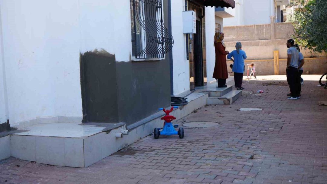 6 çocuğun üzerine benzin döküp mahalleye kabusu yaşattı, verilen karar aileleri şoke etti