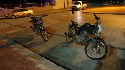 Motosikletler çarpıştı: 1 yaralı