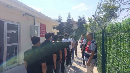 Isparta’da 81 yabancı uyruklu düzensiz göçmen yakalandı