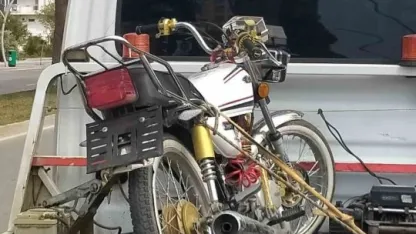 Ehliyetsiz ve plakasız motosiklet kullanan sürücüye 52 bin TL ceza