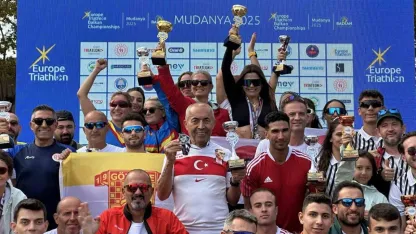 Demir Adam Ali Bıdı’dan çifte başarı: Mudanya ve Ayvalık’ta 2 kupa 1 madalya