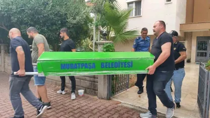 Annesiyle birlikte yaşadığı evde ölü bulundu