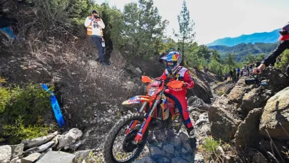 Sea To Sky Enduro Motosiklet Yarışı’nın Orman Etabı’nda lider Manuel Lettenbichler