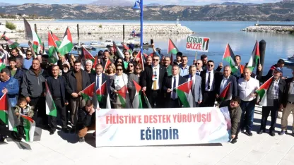 Filistin'e destek yürüyüşü