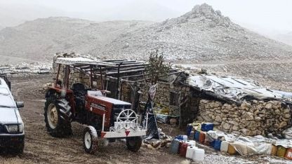 Mersin’de Anamur’un yüksek kesimlerine mevsimin ilk karı düştü