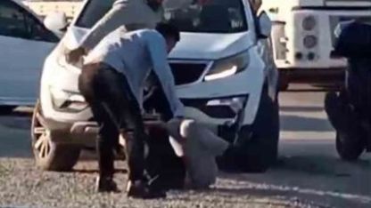 Sokak ortasında öldüresiye dayak kamerada
