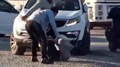 Sokak ortasında öldüresiye dayak kamerada