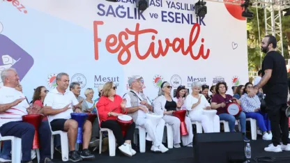 Uluslararası Yaşlılıkta Sağlık ve Esenlik Festivali dopdolu etkinliklerle devam etti