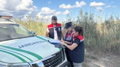 Göksu Deltası’nda mavi yengeç avcıları yakalandı