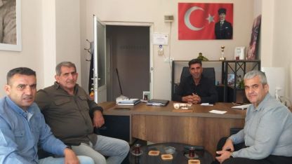 Akdeniz’de Muhtarlık İşleri Müdürlüğü, mahallelerin sorunlarını sahada dinliyor