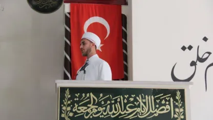 Cuma hutbesinde ’sünnetin’ müslüman yaşamındaki rehber rolüne dikkat çekildi