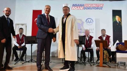 Antalya'da bir hükümlü Kur'an-ı Kerim'i ezberleyerek hafız oldu
