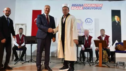 Antalya'da bir hükümlü Kur'an-ı Kerim'i ezberleyerek hafız oldu