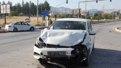 14 yaşındaki sürücü kaza yaptı: 1 yaralı