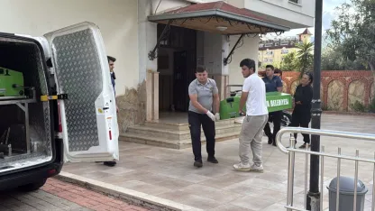 Yerleşik yabancı evinde ölü bulundu