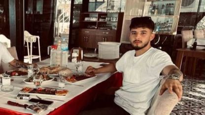 Tarsus’ta otomobille çarpışan motosikletli hayatını kaybetti