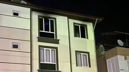 3 katlı binada yangın paniği