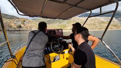 Barajda kaybolan İrlandalı turisti arama çalışmaları 5'inci günde; su altı araçları da kullanılıyor