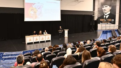 Muratpaşa’dan madde bağımlılığını önleme konferansı