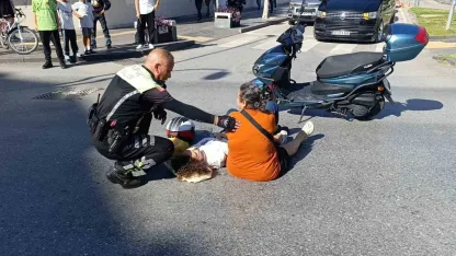 Kaza yapıp yaralanan genç kızdan, başından biran olsun ayrılmayan trafik polisine kahvaltı sözü