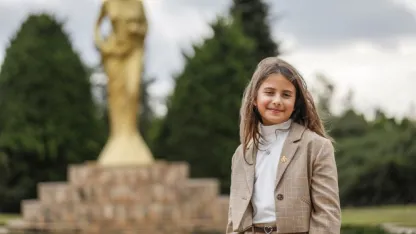 10 yaşındaki Defne, ilk sinema filmiyle Altın Portakal'da