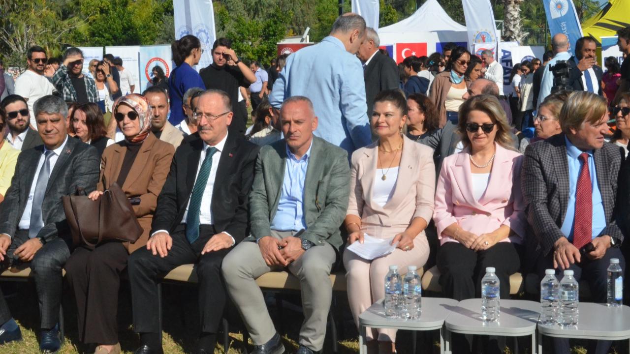 Antalya ErasmusDays Festivali coşkuyla başladı
